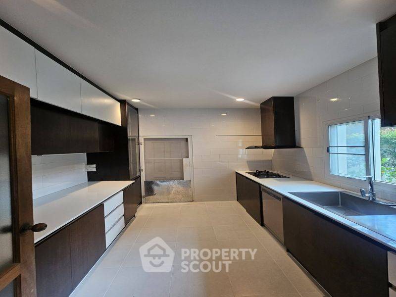 picture 5-BR House at The Boulevard Sriracha in Surasak (ID 3373235) - 11/14