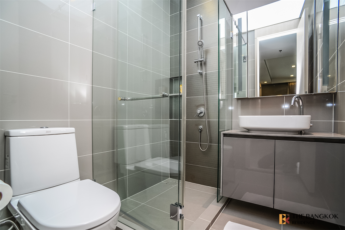 picture Hurry, big discount is ending! M Phayathai near Airport Rail Link Phaya Thai Station - 5/10