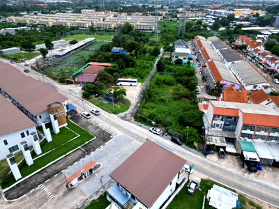 Land for sale  Kao Kilo Road, Chonburi : Prime land in a prime location on Kao Kilo Road, Si Racha-ideal for development projects and investment.
