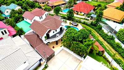 เช่าบ้านเดี่ยว ม.นานาชาติแสตมฟอร์ด หัวหิน : วิลล่าให้เช่า 4 ห้องนอน ในโครงการ ทรอปิคอล ฮิลล์ 2 6810153