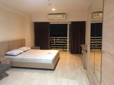 Unit Available at City Living Ratchada Multiple units available—prices negotiable!
