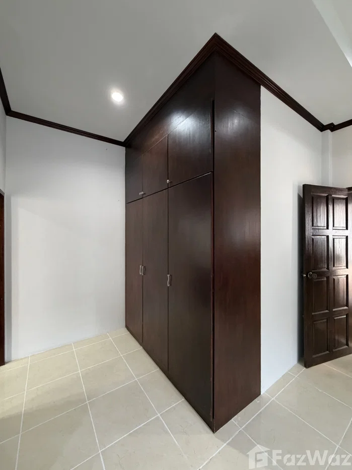 รูป บ้านเดี่ยวให้เช่า 3 ห้องนอน ในโครงการ วรานีย์บายพาส 6840539 - รูปที่ 10/27