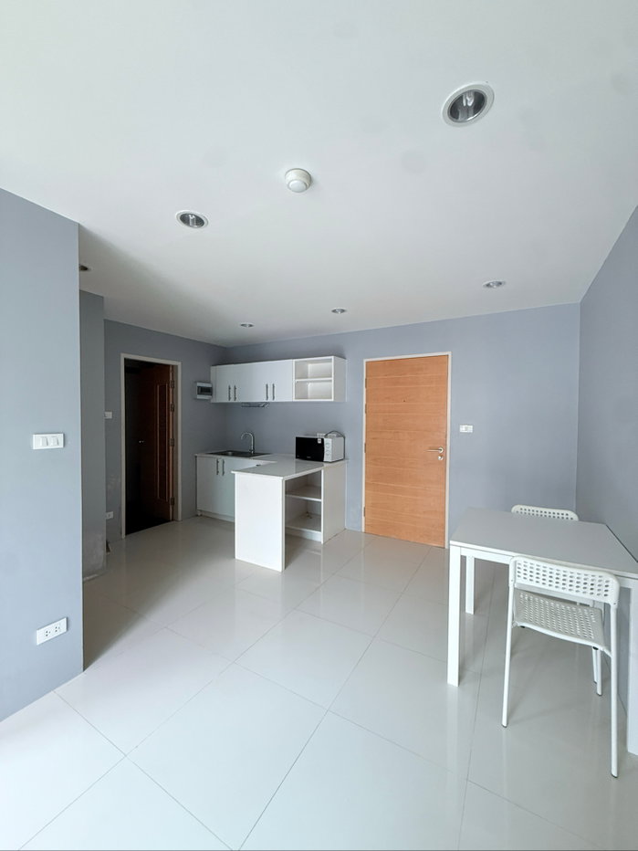 picture Condo for sale, Ratchaporn Place, poolside room - 5/11