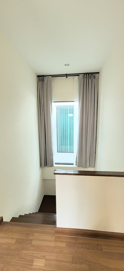 picture Pet-Friendly 4-Bedroom House for Rent in Lam Luk Ka, Khlong 6 - 9/18