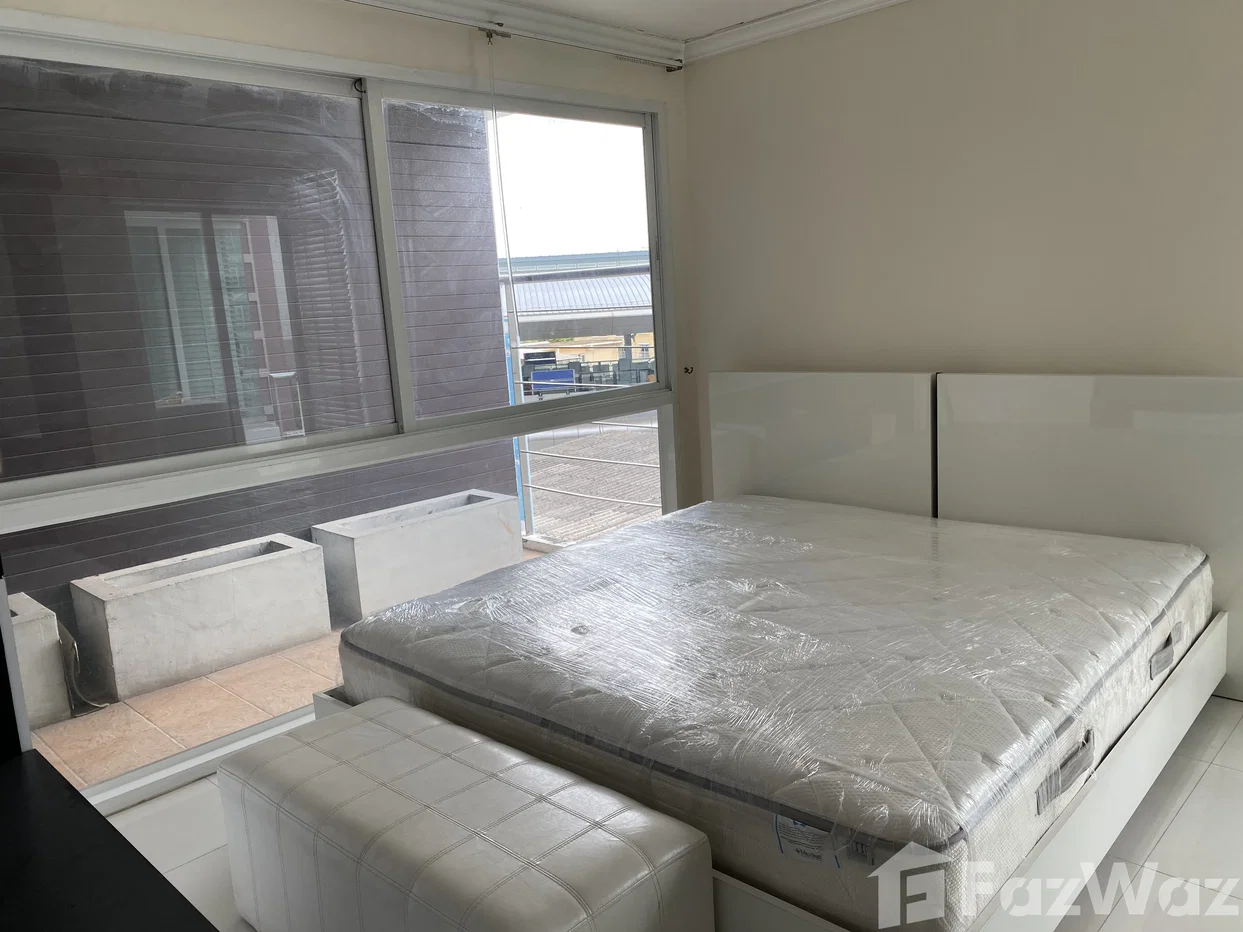 picture Top-Floor Bangkok Feliz near BTS 6804889 - 1/10