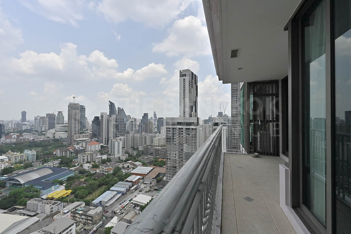 picture Aguston Sukhumvit 22 Luxury Unit, Ready for You Without the Wait - 8/10