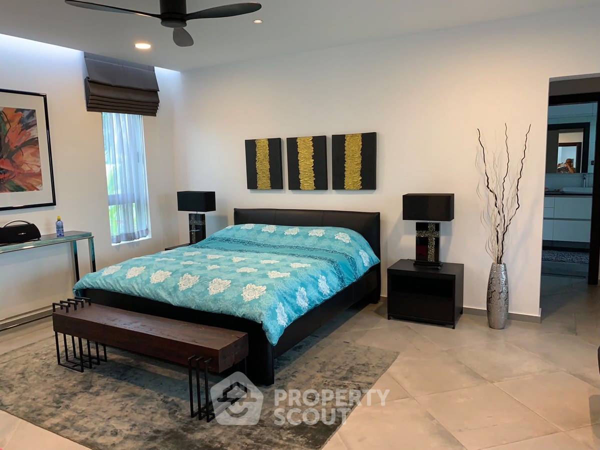 รูป วิลล่า 4-ห้องนอน ใกล้ เมืองพัทยา (ID 3373916) - รูปที่ 8/19
