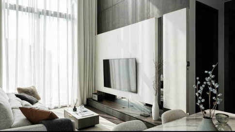 LAVIQ                     Sukhumvit 57 