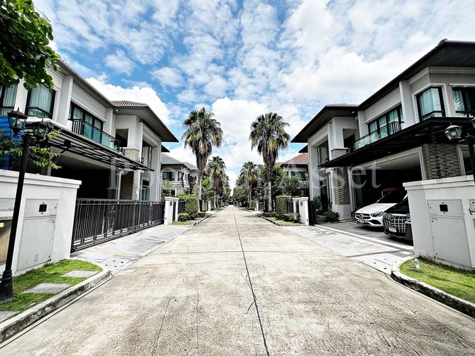 4-bed house for sale, 348 sqm, 80.3 sq wah, Grand Bangkok Boulevard Sathorn