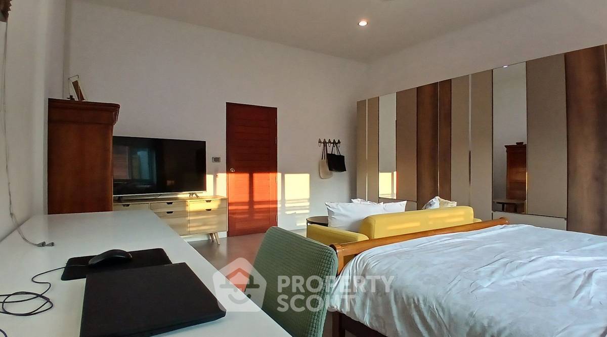 picture Pet-Friendly 4-BR Villa, 240 Sqm, Wang Phong, Pran Buri (ID 3373604) - 39/50