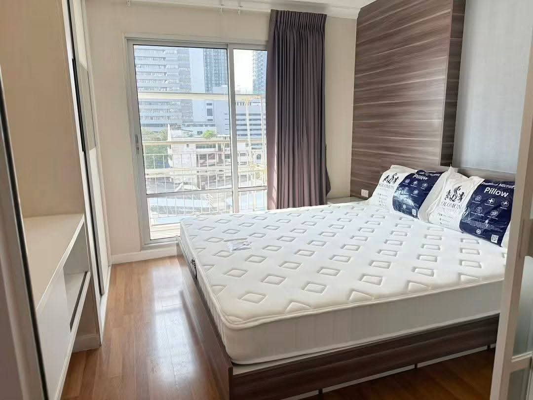 รูป Lumpini Place Rama 9–Ratchada | 18,000 บาท/เดือน ✨ ห้องใหญ่ 37 ตร.ม. ระเบียงกว้าง 2 ด้าน ห้องทาสีใหม่ ใกล้ MRT พระราม 9 - รูปที่ 1/10