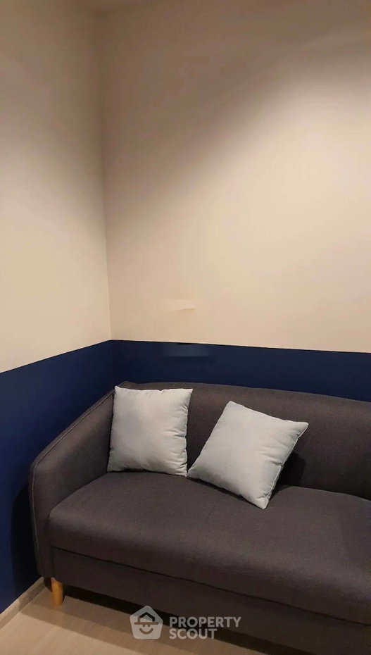 picture 1-BR Condo at Life Asoke - Rama 9 near MRT Phra Ram 9 (ID 3370437) - 3/7