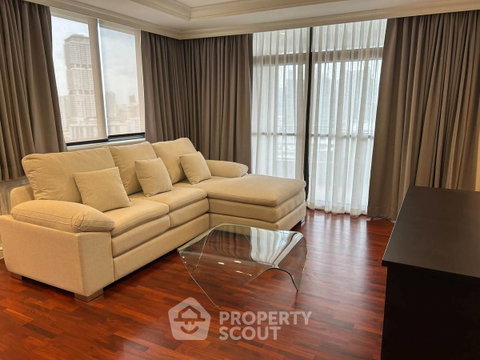 3-BR Condo at Ruamsuk Condominium near BTS Thong Lor (ID 3372844)
