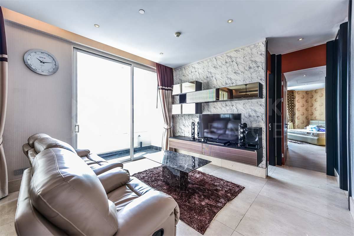 picture The Infinity Beautiful Room, Ready-to-move-in near BTS Saint Louis - 3/10