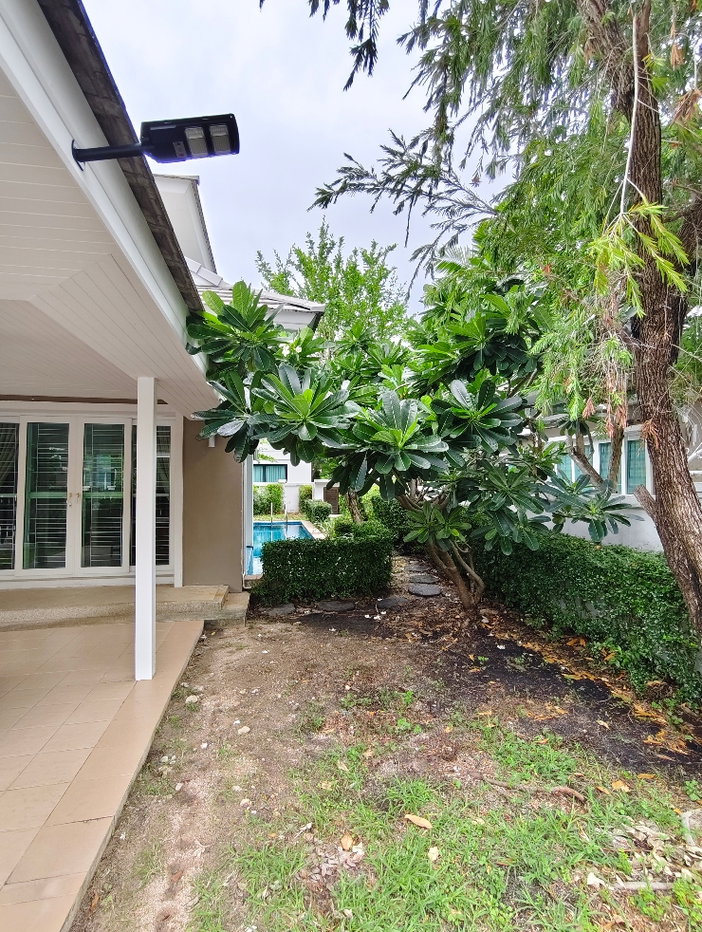 รูป ขายบ้านพูลวิลล่าบางแสน The Rayal Sam Muk Villa บางแสน บ้านเดี่ยวพร้อมสระว่ายน้ำส่วนตัว 91 ตรว. ราคามีส่วนลด - รูปที่ 12/17
