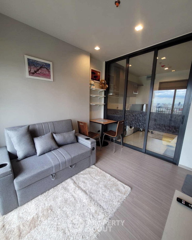 picture 33rd-Floor 1-BR Life Asoke Hype Near ARL Makkasan (ID 3375516) - 8/15