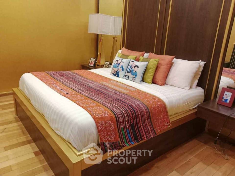picture 2-BR Condo at The Emporio Place near BTS Phrom Phong (ID 3373550) - 14/22