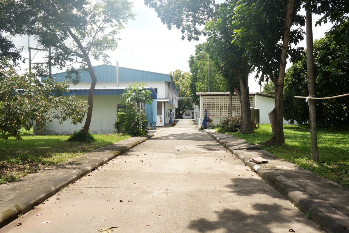 picture Factory Property for Sale by Owner – 14 Rai with Buildings on Main Road - 20/33