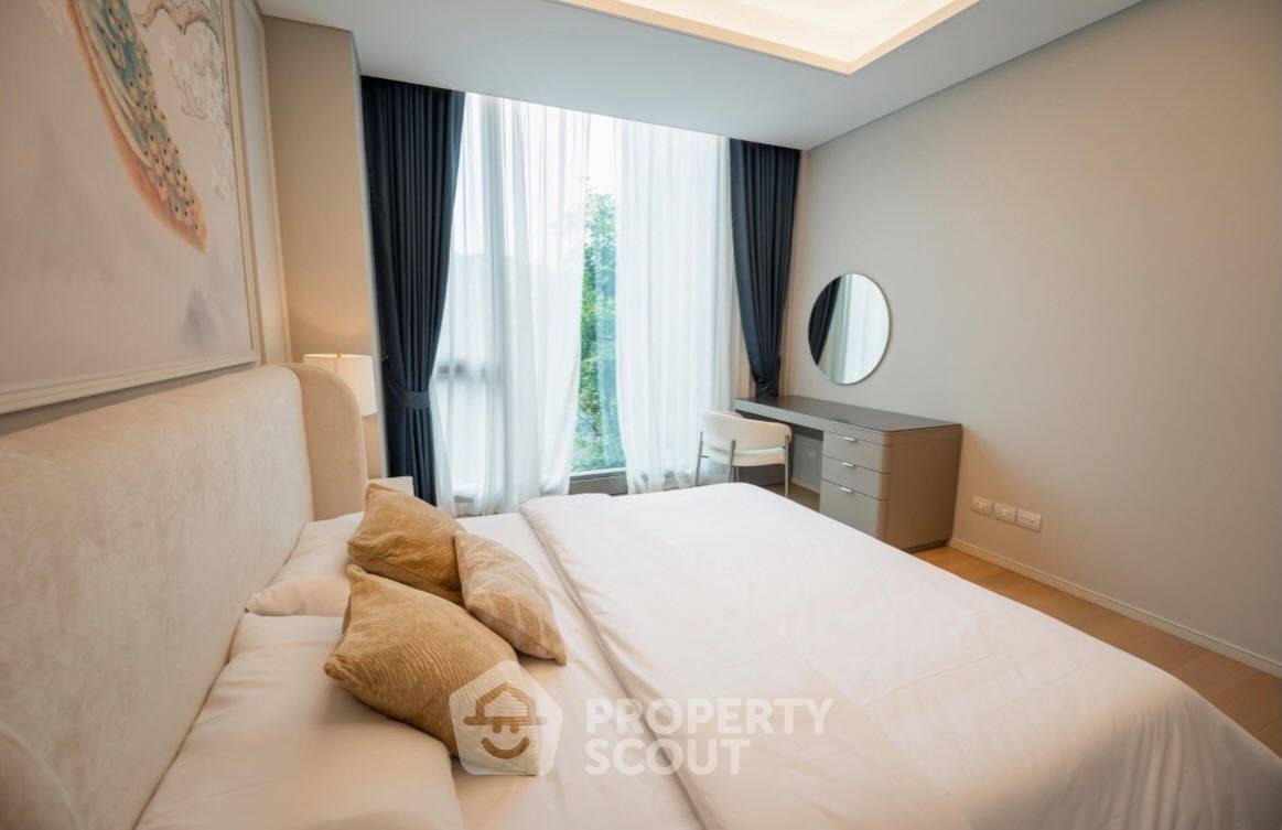 picture Spacious 2-BR 126 Sqm At Baan Sindhorn Near BTS Ratchadamri (ID 3373353) - 9/17