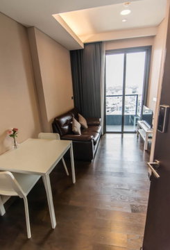 For rent condo THE LUMPINI 24 Building 1, Floor 10,1 bed room, Room size 26.00 sqm