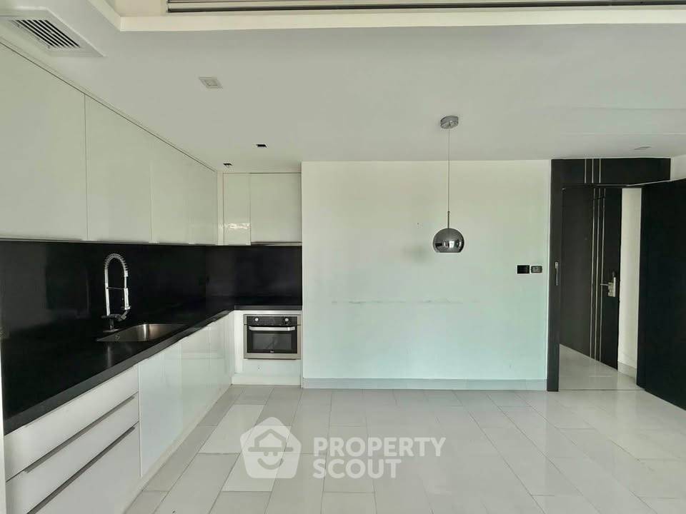 picture 2-BR Condo at Sky Residences Pattaya close to Pattaya (ID 2593749) - 3/9