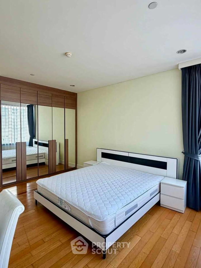 picture 200m To BTS Asoke | 3-BR 225 Sqm At Citi Smart Sukhumvit 18 (ID 3372089) - 25/38