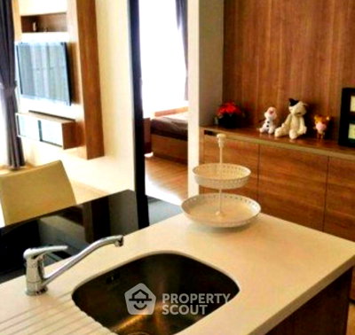 Condos for rent : 27th-Floor 1-BR Rhythm Sathorn Near BTS Saphan Taksin (ID 3374187)