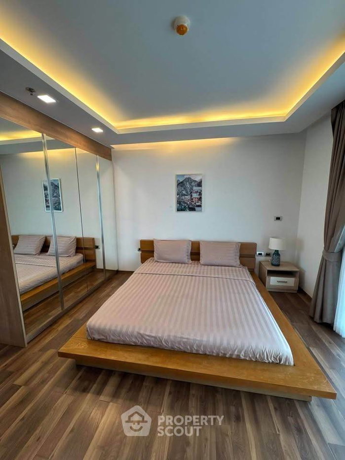 picture Studio Condo at The Peak Towers close to Phratamnak (ID 2749713) - 2/12
