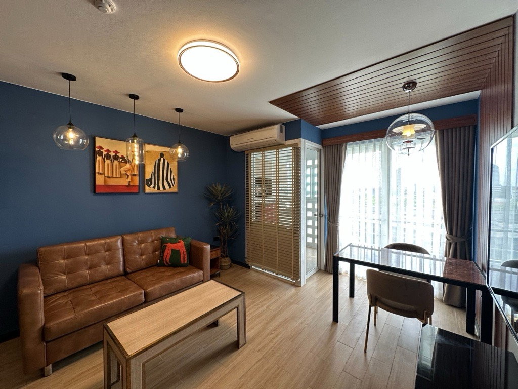 picture Low Life Condo next Wat Pharamkao Station - 10/22