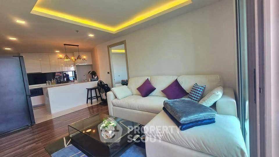 picture 1-BR Condo at The Peak Towers close to Phratamnak (ID 3331631) - 8/10