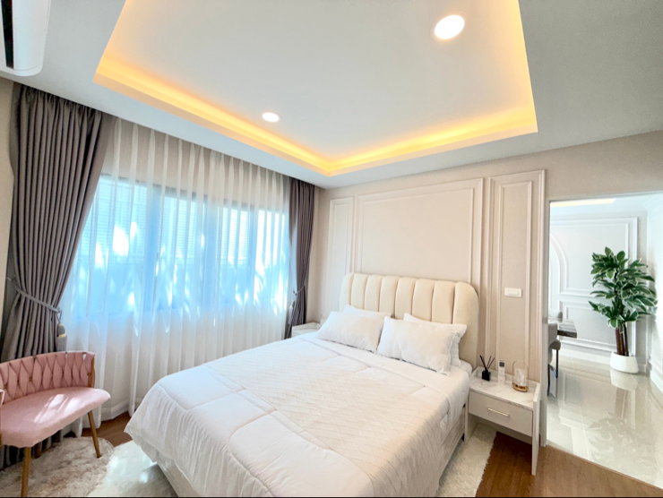 picture Large, luxurious rental house; fully furnished and equipped with appliances. - 26/50