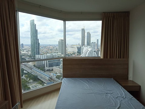 P-57216 For Rent Rhythm Sathorn  40 Sq.m. | 30th Floor | City View | Fully Furnished | 30,000 THB/Month📞 Line ID: @easythaihome | Phone: 085-592-2897