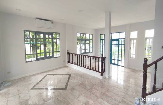 รูป บ้านเดี่ยวหลังใหญ่ โครงการกฤษดาซิตี้ เลค & พาร์ค (Krisada City Lake and Park) พื้นที่ใช้สอยกว้างขวาง บรรยากาศดี - รูปที่ 8/11