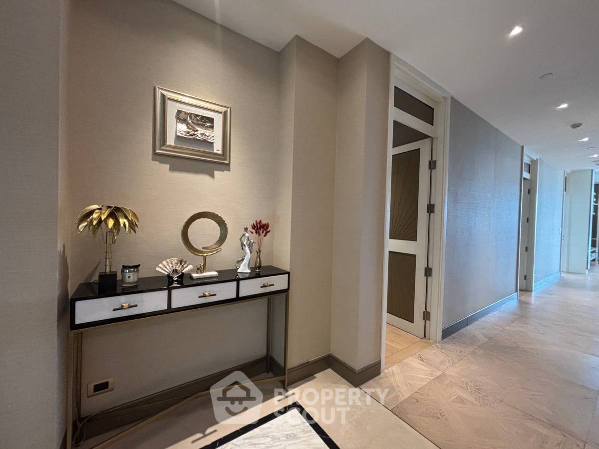 รูป คอนโด 3 ห้องนอน ชั้น 32 ขนาด 244 ตร.ม. The Residences At Mandarin Oriental BTS สะพานตากสิน (ID 3374961) - รูปที่ 16/20