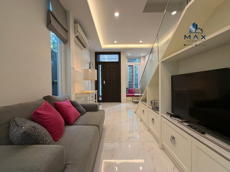 รูป 🔥 ให้เช่าบ้านเดี่ยว ทาวน์โฮม 𝐓𝐡𝐨𝐧𝐠𝐥𝐨𝐫 ซอย 19 | 3 ห้องนอน | 4 ห้องน้ำ | 180 ตร.ม. 90,000 ต่อเดือน เฟอร์ครบ พร้อมเข้าอยู่ ✨โทร +66 62 242 3154 - รูปที่ 2/12