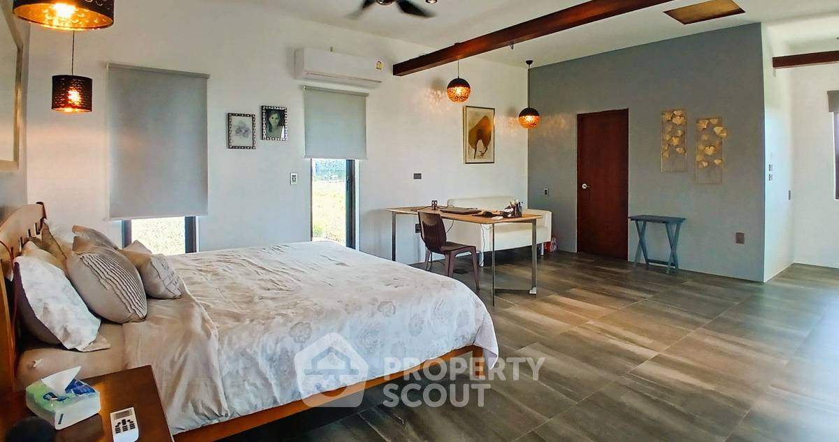 picture Pet-Friendly 4-BR Villa, 240 Sqm, Wang Phong, Pran Buri (ID 3373604) - 21/50