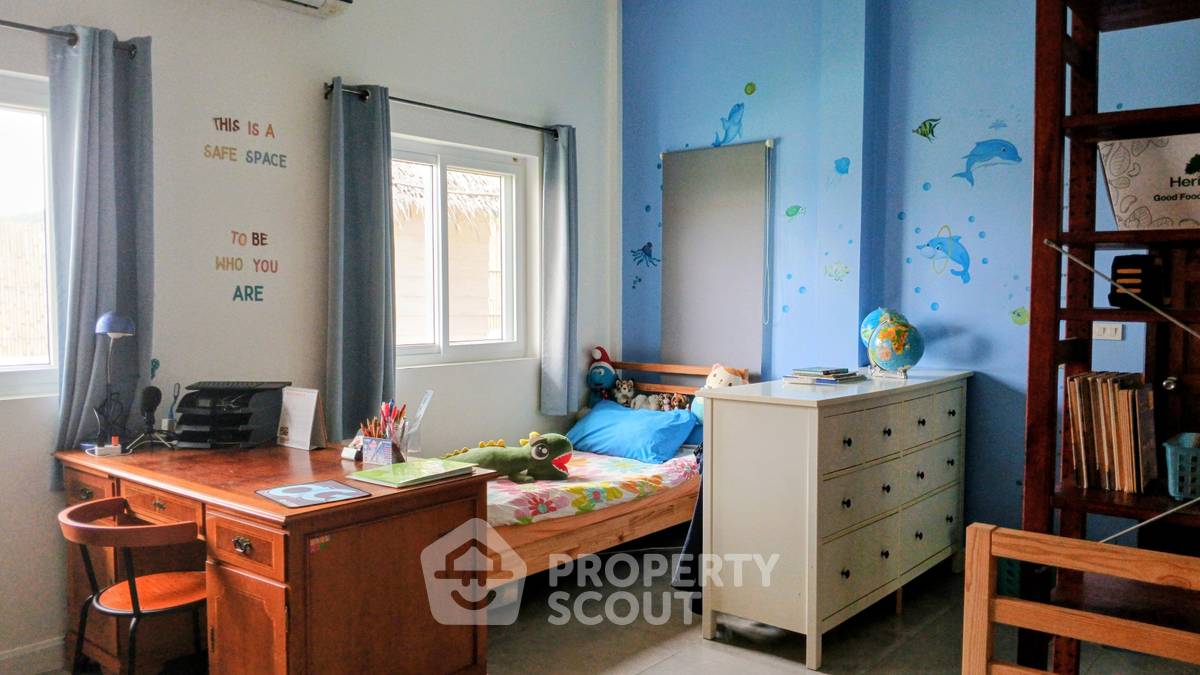 picture Pet-Friendly 4-BR Villa, 240 Sqm, Wang Phong, Pran Buri (ID 3373604) - 30/50