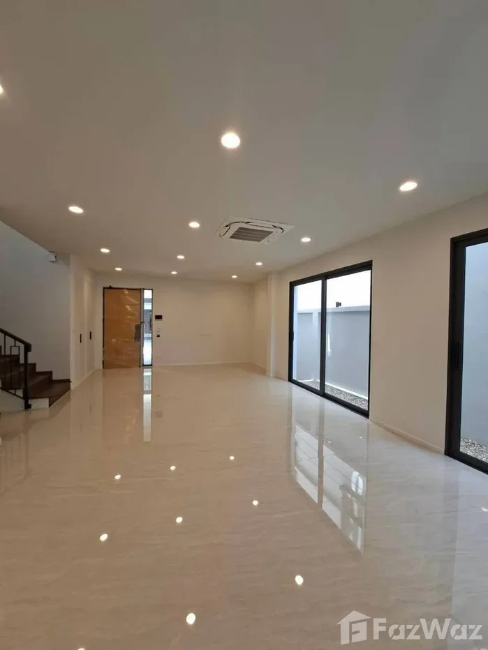 picture 4 Bedrooms Plus Housefor rent at Veritz Heritage Sathupradit 6842745 - 50/60