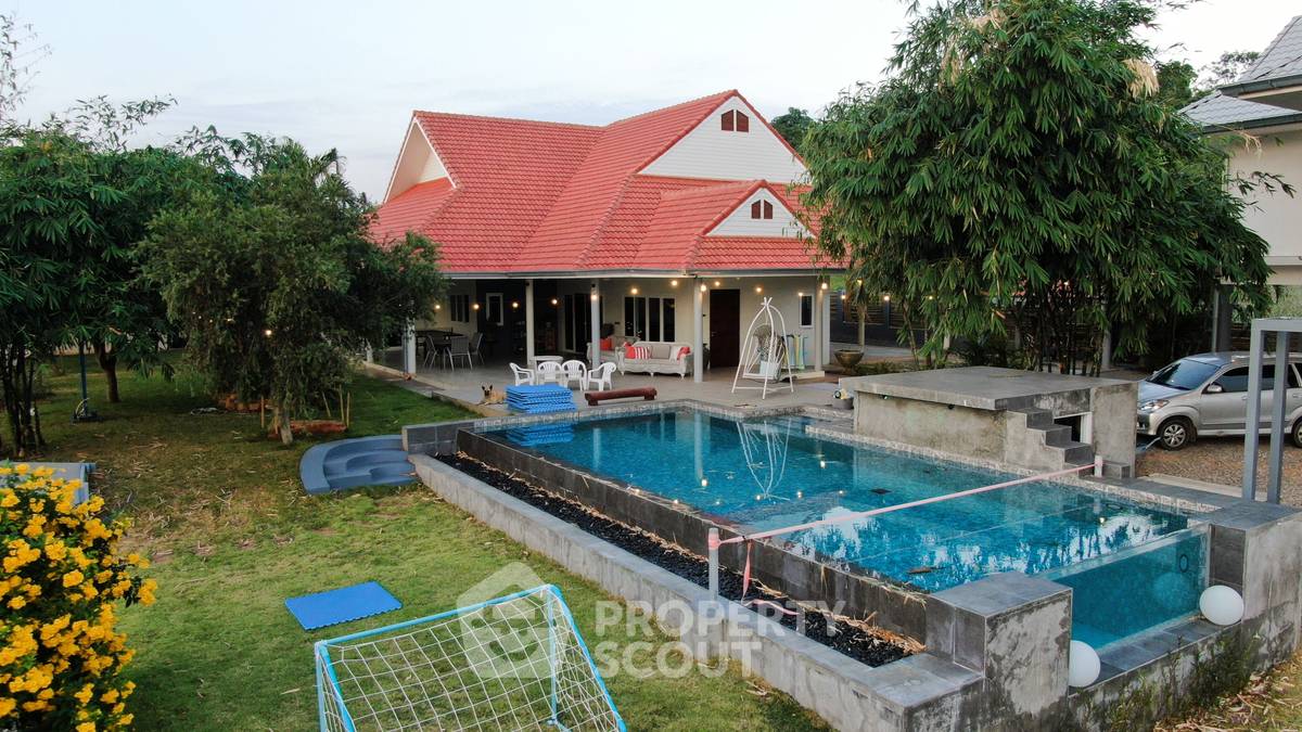 picture Pet-Friendly 4-BR Villa, 240 Sqm, Wang Phong, Pran Buri (ID 3373604) - 46/50