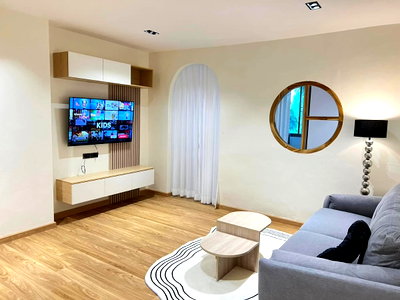 Condos for rent Chiang Mai : SR Complex, near Central Festival Chiang Mai, Separate Bedroom, Fully Equipped with Appliances. (Tel/Line 088-5986998)