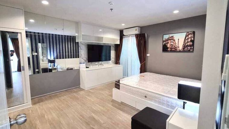 2-bed condo for rent, 56 sqm, Regent Home Bangson Phase 28