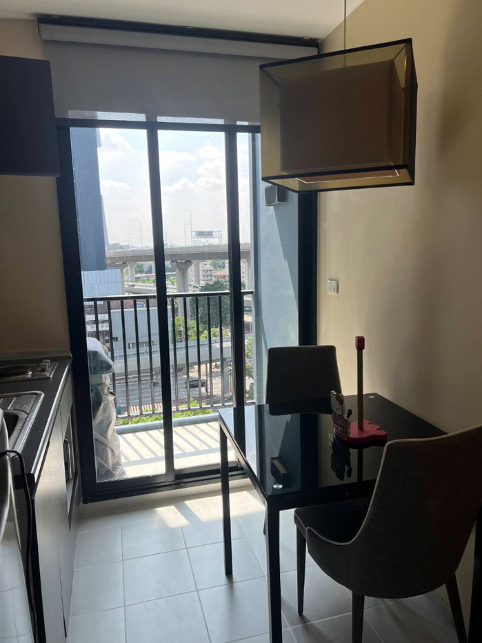 picture Fully Furnished Condo for rent with high quality appliances - 3/11