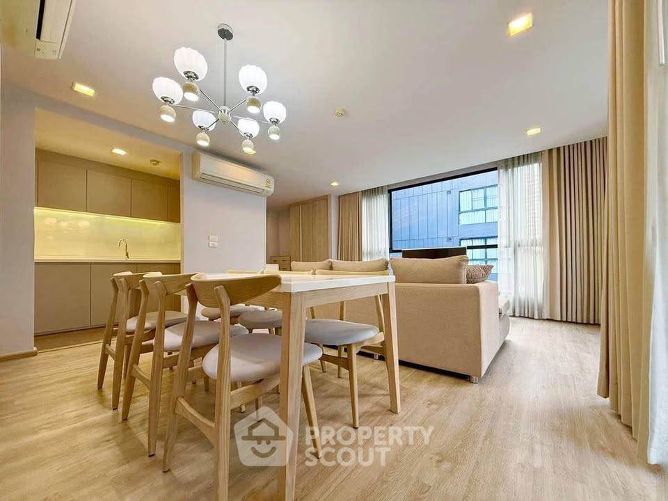 picture 3-BR Condo at LIV @ 49 near BTS Thong Lor (ID 3372055) - 3/20
