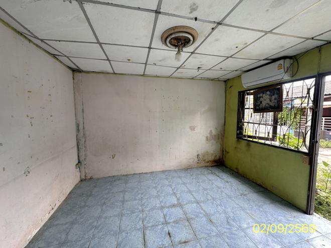 picture TOWN HOUSE 15 Sq.w. Muang Pathum Thani Pathumthani for 900,000 - 9/25