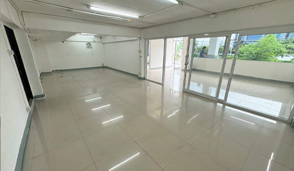 รูป ให้เช่าห้อง 2 คูหา ใกล้ ธ.TTB นิคมบางปู ห้องสวย ติดถนน รีโนเวทพร้อมเข้าอยู่ มีห้องน้ำในตัว สามารถย้ายเข้าได้เลย ตกแต่งเพิ่มเติมได้ - รูปที่ 9/12