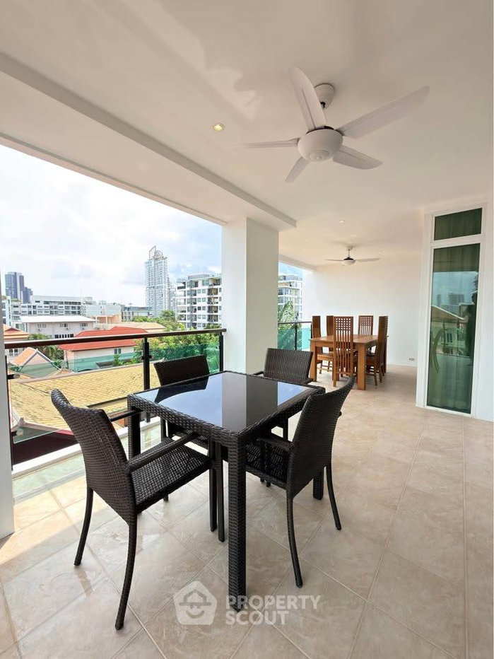 picture Spacious 2-BR 142 Sqm At Siam Ocean View Condominium (ID 3338801) - 11/12