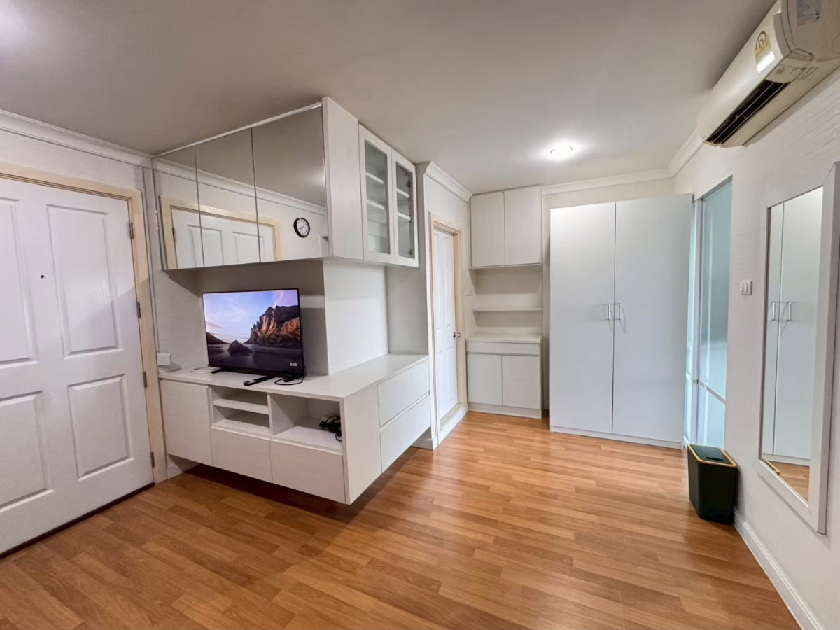 picture 🛋 For Rent: Lumpini Place Rama 9-Ratchada. Beautifully decorated unit, available for immediate move-in. ✅ - 6/11
