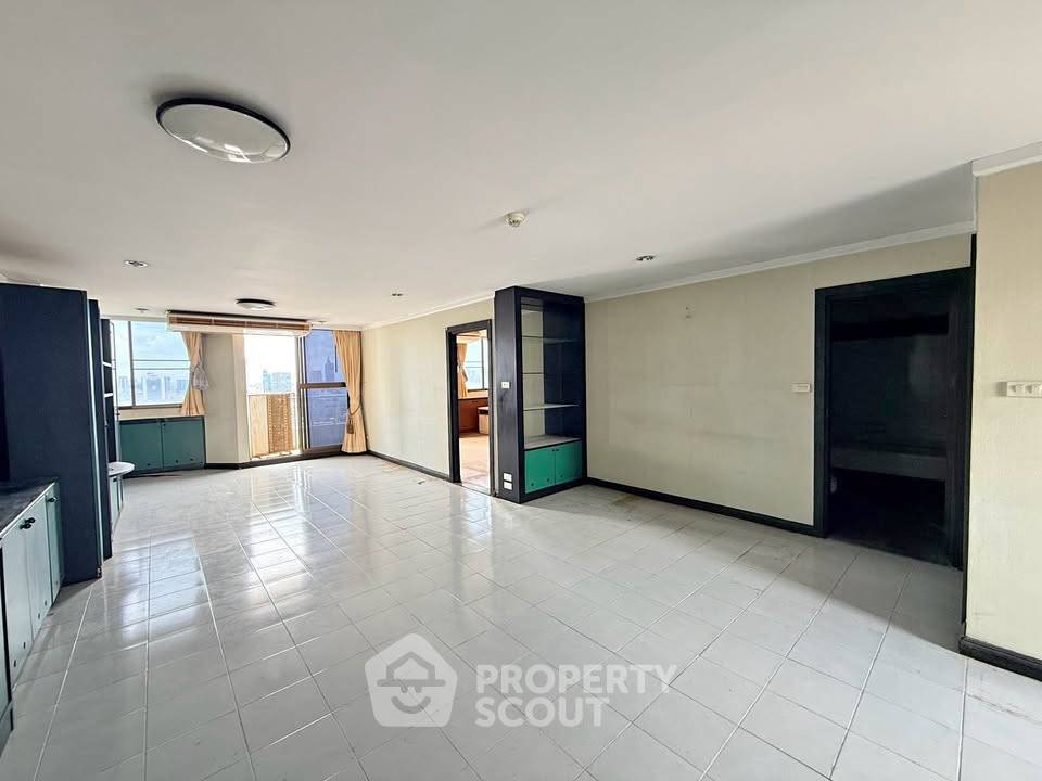 รูป คอนโด 2 ห้องนอน ชั้น 25 Supalai Place Sukhumvit 39 ใกล้ BTS พร้อมพงษ์ (ID 3372217) - รูปที่ 1/29