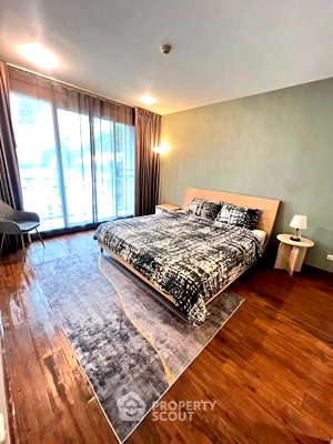 คอนโดให้เช่า : ใกล้ BTS ทองหล่อ 100 ม. | 1 ห้องนอน Von Napa Sukhumvit 38 Condominium (ID 3139823)