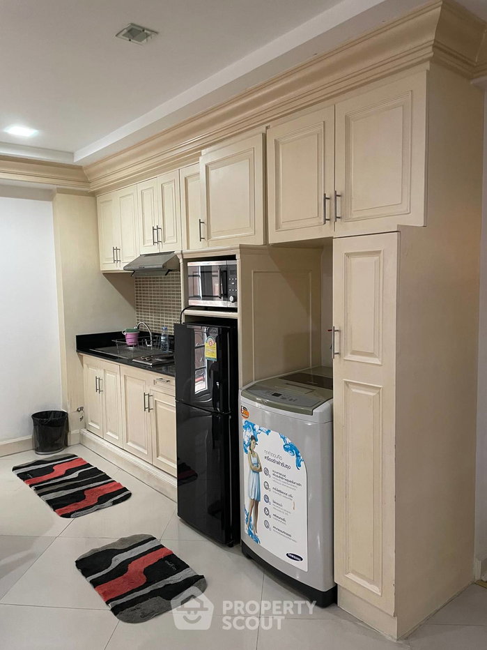 picture 2-BR Condo at Euro Classic Condominium near BTS Nana (ID 1804621) - 5/11